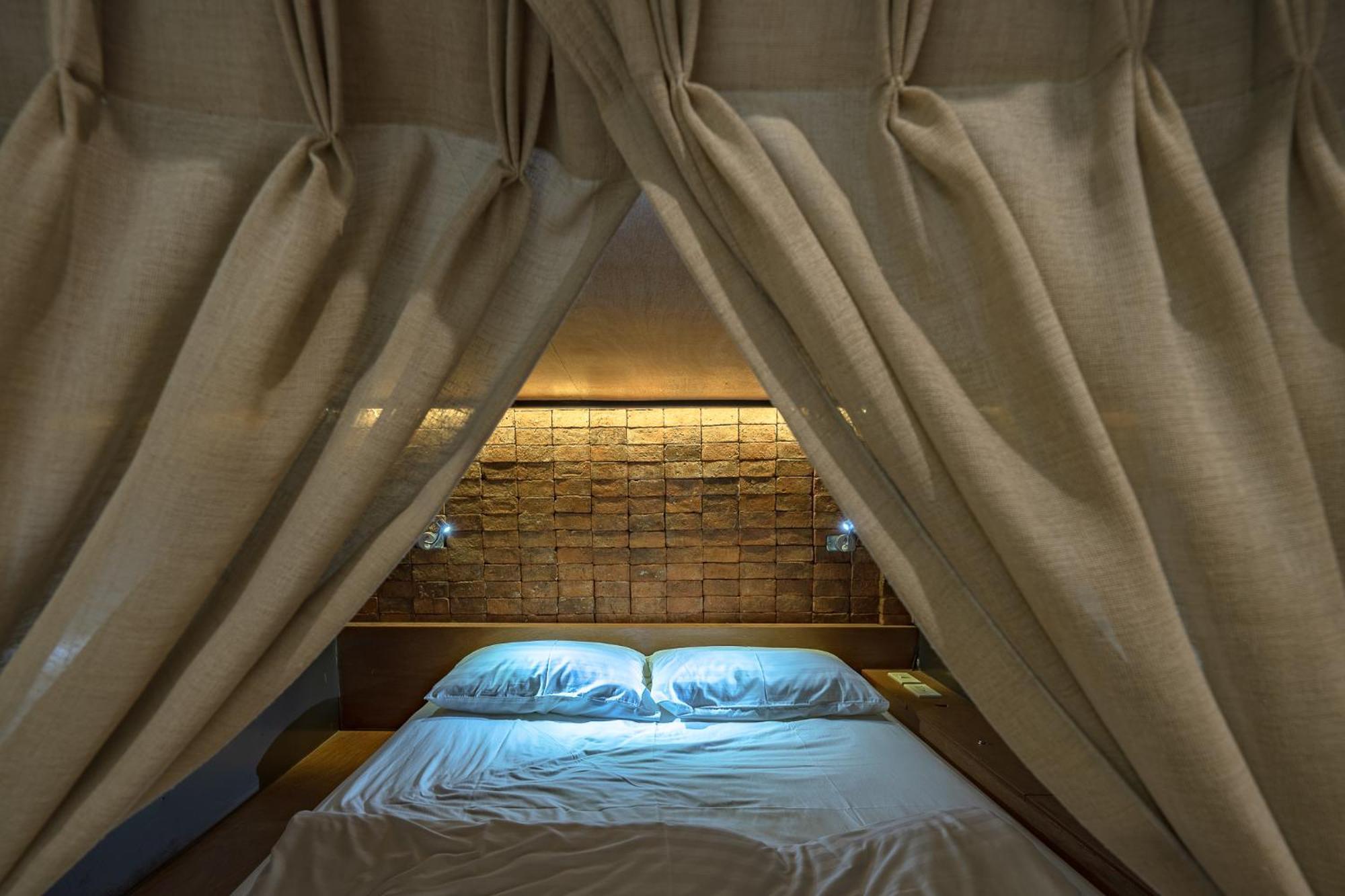 Siam Plug In Hostel Banguecoque Quarto foto